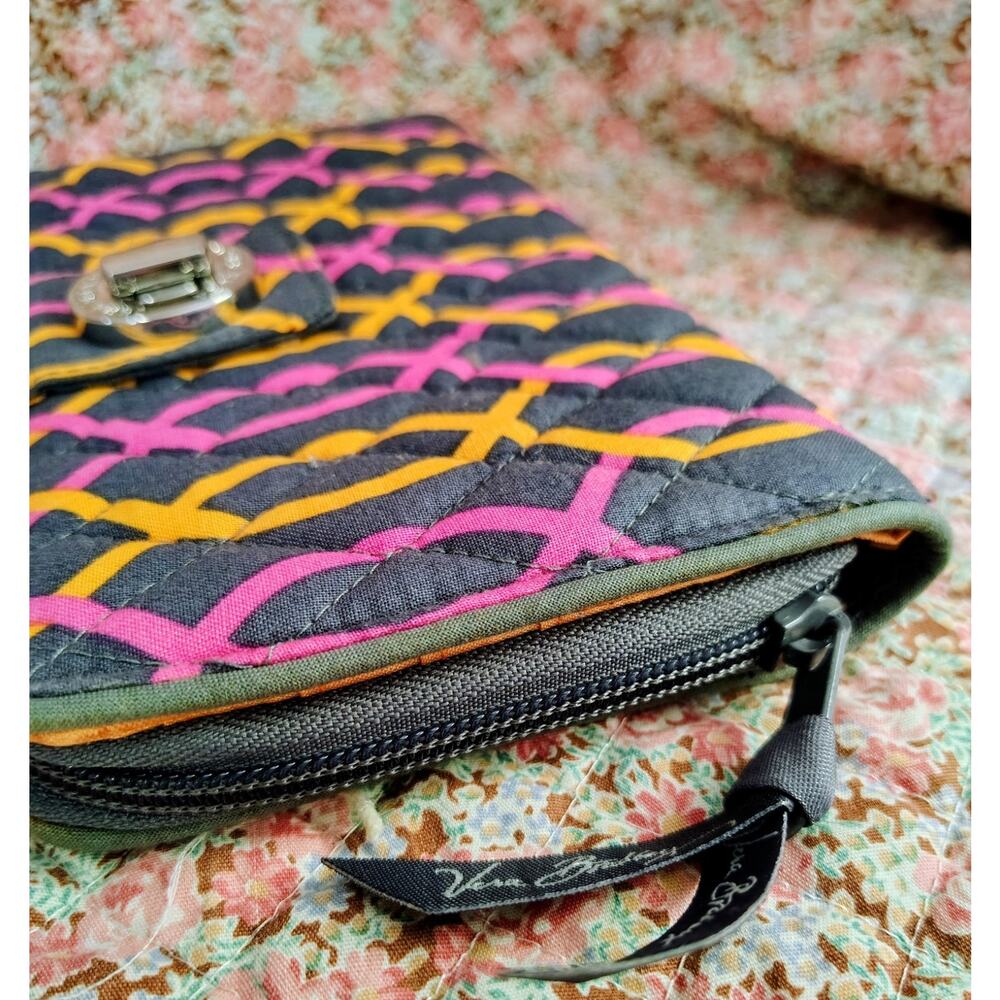 Vera Bradley Jazzy Swirls Turnlock Wallet NWT Pink Orange Gray MSRP $49 - Picture 6 of 12
